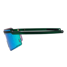 Load image into Gallery viewer, LUXE.65.VERDE LINEANERA - Occhiali Luxury Sport con lenti ALMATT® opache