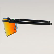 Load image into Gallery viewer, LUXE.65.FIRSTRED