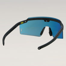 Load image into Gallery viewer, LUXE.65.FIRSTRED